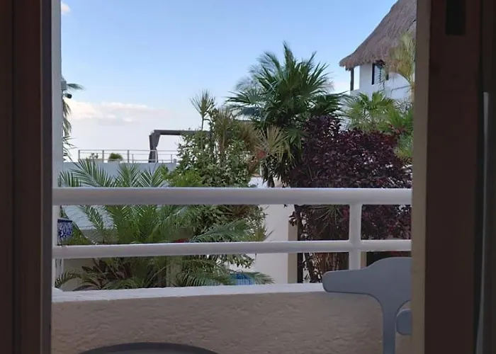 Aparthotel Deluxe Double With Private Oceanfront Feel *