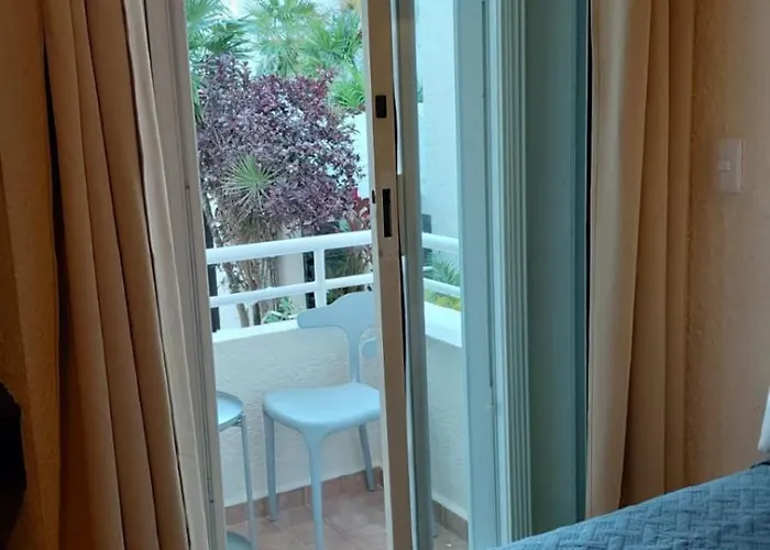 Deluxe Double With Private Oceanfront Feel *